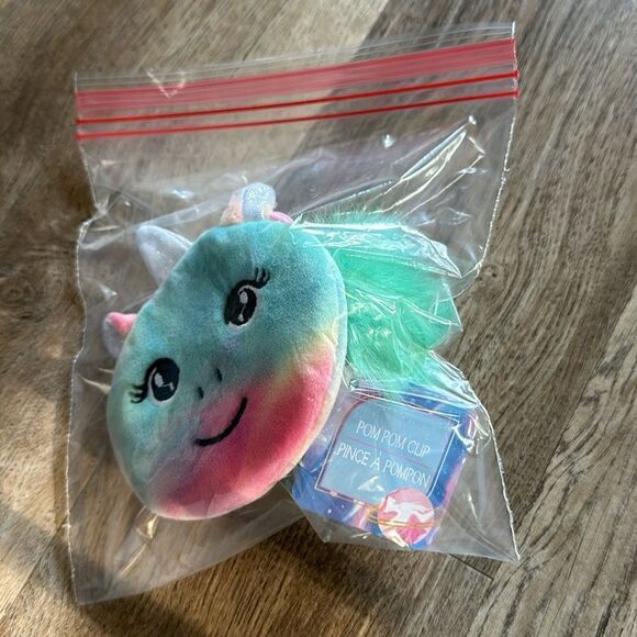 ❤️5/$25 +Bundle Sale | Bundle 5 items $7-$9 & Save! Otherwise priced as marked! - Picture 4 of 7